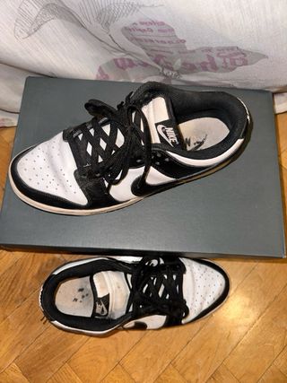 Zapatillas Nike Dunk Low Negras y Blancas