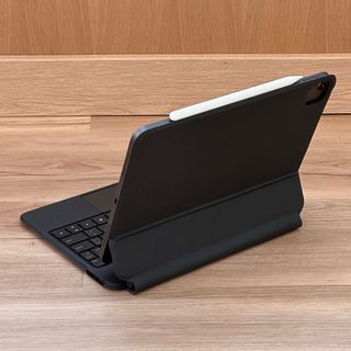 Teclado magnético iPad 11 con trackpad