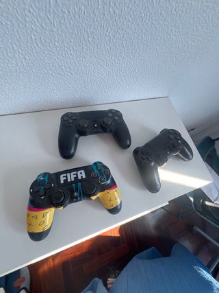 Lote 2 PS4 No funcionan

