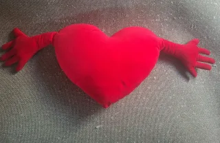 Almofada Coração Vermelha em Tecido