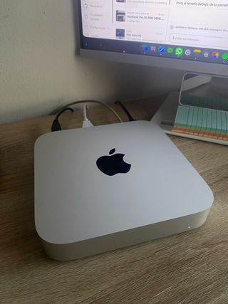 Mac mini M2 