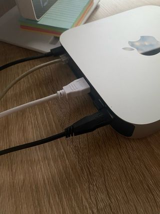 Mac mini M2 