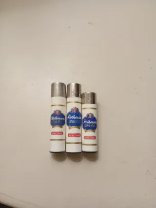 3 accendini Rothmans King Size Clipper