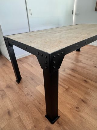 Mesa Comedor Industrial Madera y Metal