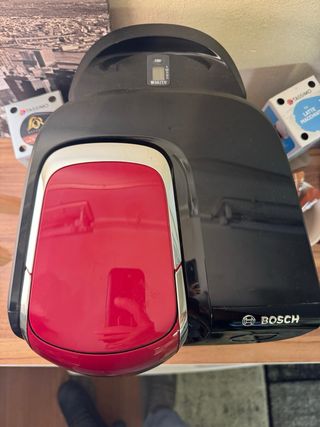 Cafetera Tassimo Bosch Roja