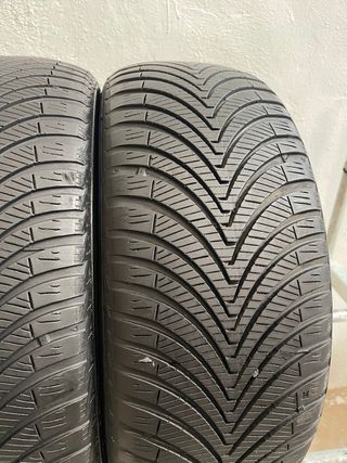 2x 215/50 R17 95W Kumho Solus 4s HA32