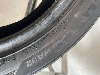 2x 215/50 R17 95W Kumho Solus 4s HA32