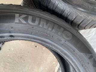 2x 215/50 R17 95W Kumho Solus 4s HA32