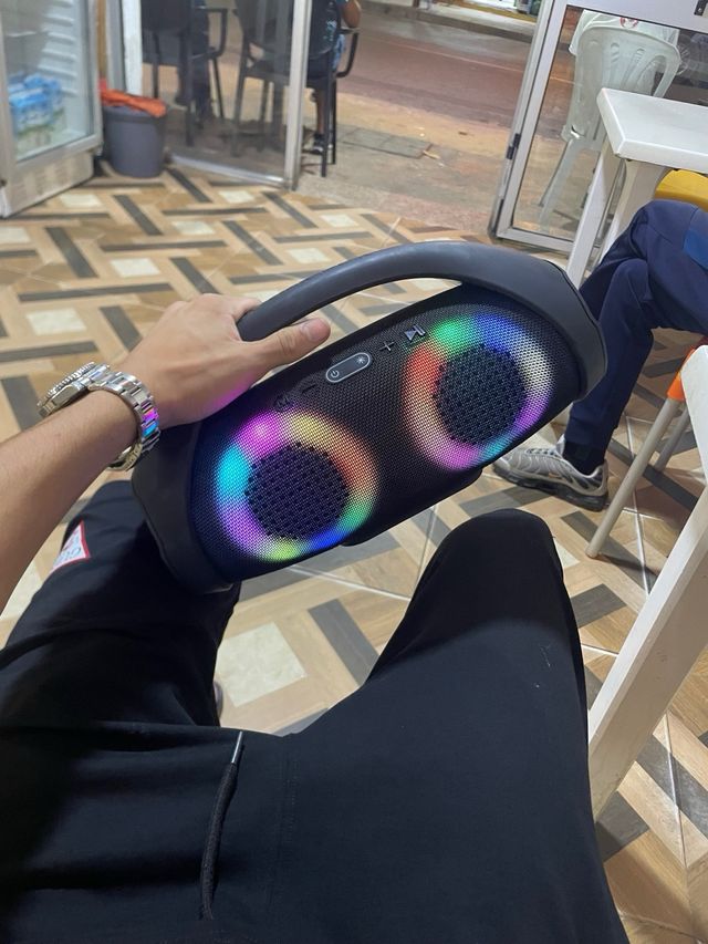 Altavoz Portátil Negro