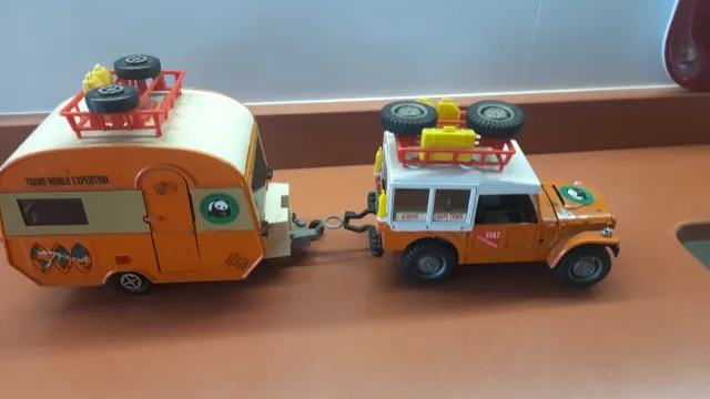 FIAT Campagnola con roulotte