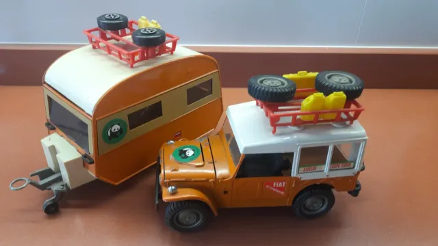 FIAT Campagnola con roulotte