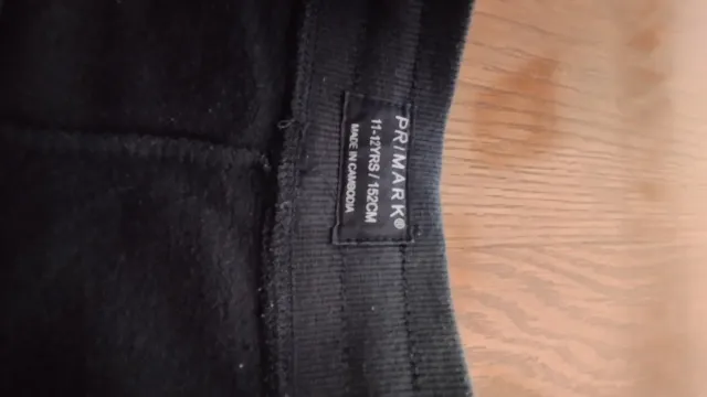 Chándal azul marino con cordón, talla 11-12 años