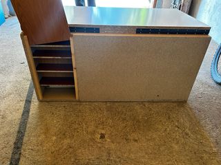 Mueble furboneta camper colchones incluidos.