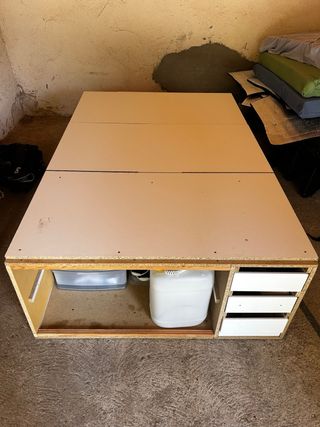 Mueble furboneta camper colchones incluidos.