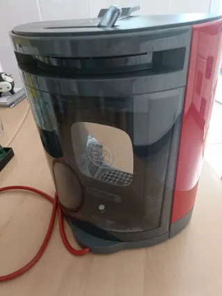 Cafetera Nescafé Dolce Gusto Roja