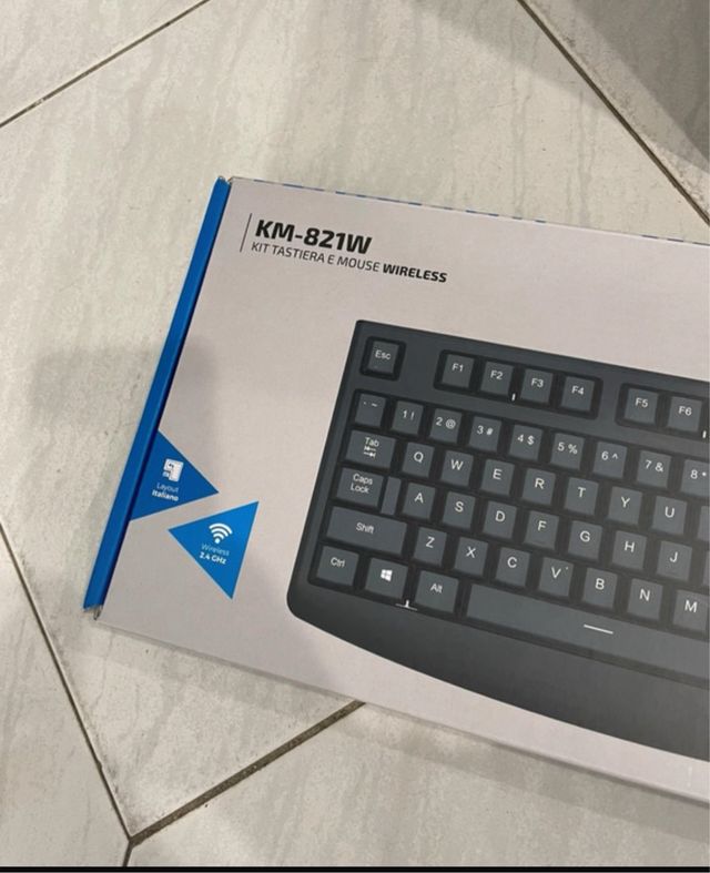 PC Asus D340MF + Tastiera e Mouse Wireless