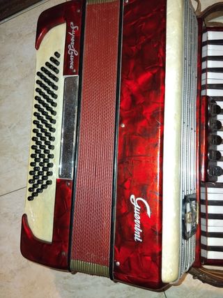 acordeon guerrini rojo 