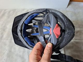 Cascos bici MUSTANG BELL cierre AUTOMÁTICO chollo!