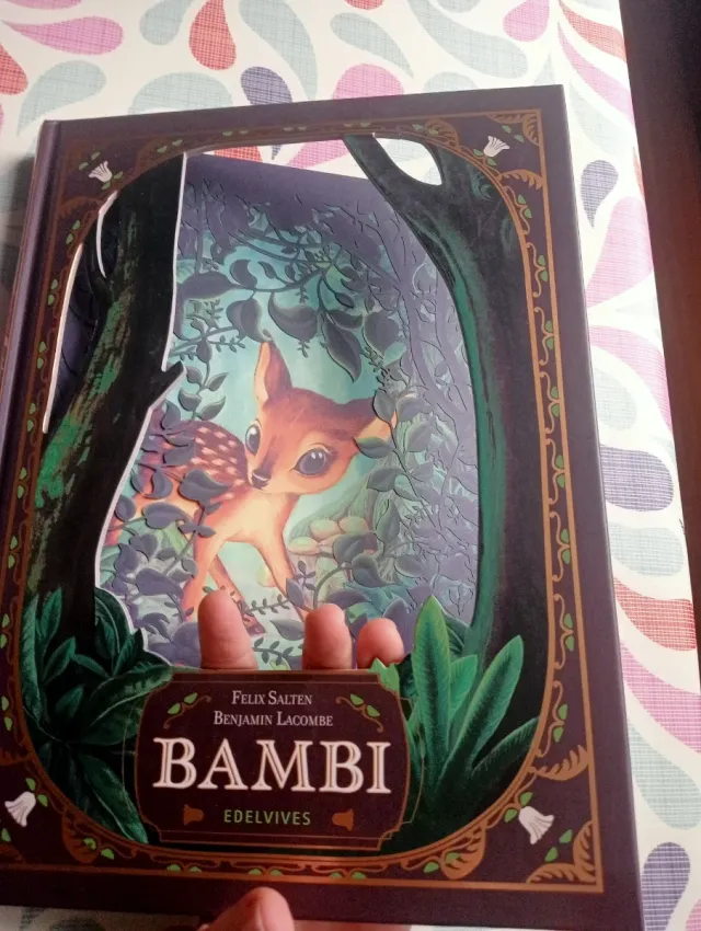 Bambi, una vida en el bosque. Edelvives