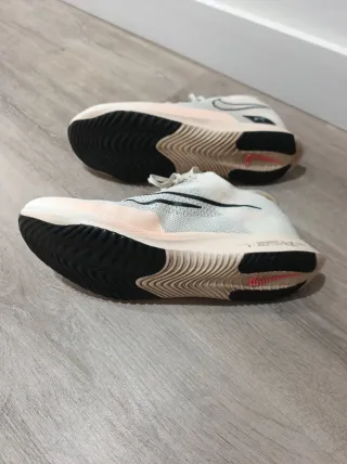 Nike Streakfly
