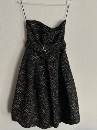 Vestido de fiesta con cinturón