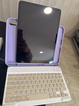 iPad Air 11 M3 con funda y teclado