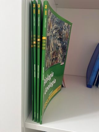 Biología y geología 3ESO,volumen 1,2,3,4 CyL 