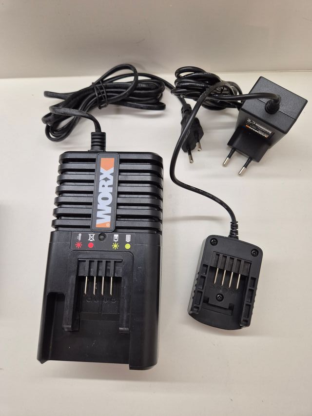 Hidrolimpiadora WORX WG629E + 2 Baterías