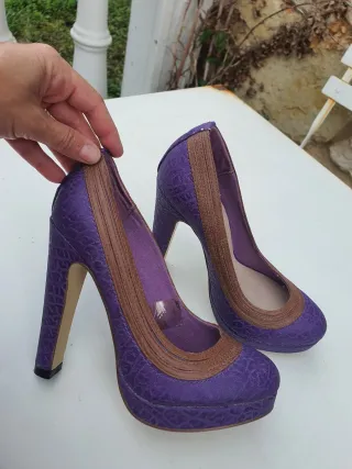 Zapatos tacón morados y marrones talla 37