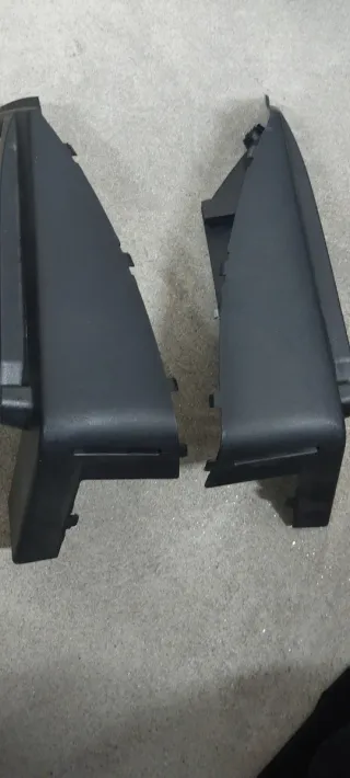 Plástico Mala Seat Leon 1p