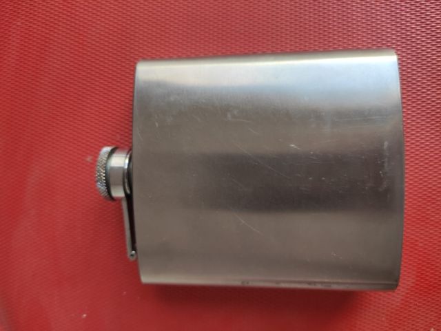 Lote 3 petacas, 1 sin estrenar