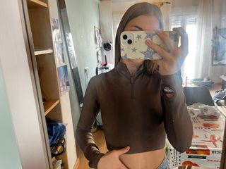 Top crop marrón manga larga