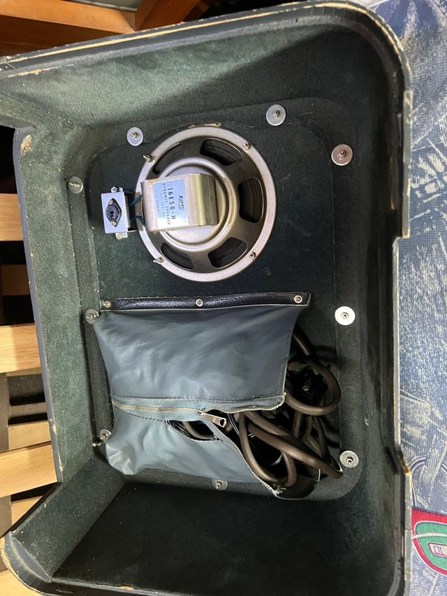 Proyector Elmo 16mm FI6-1000 funciona todo y bien