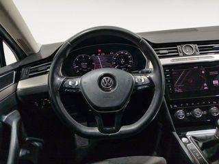 Volkswagen Passat Sport BMT