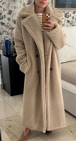 Abrigo oversize beige
