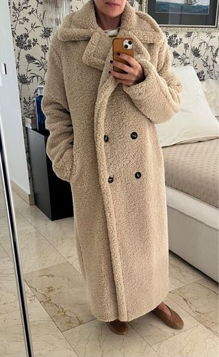 Abrigo oversize beige