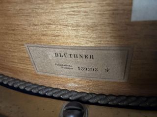 Piano de cola BLÜTHNER negro