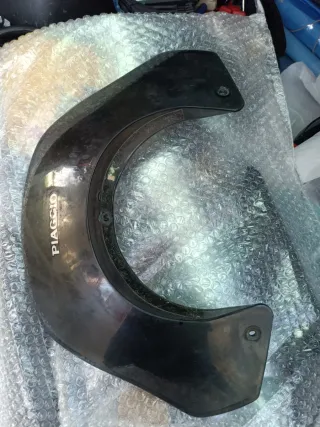 Cupolino trasparente con supporti