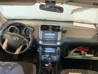 Toyota Land Cruiser 150 2011