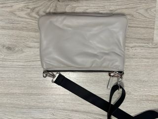 Bandolera Parfois gris