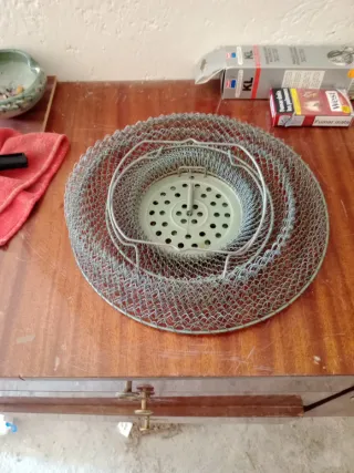 Cesta de pesca de metal