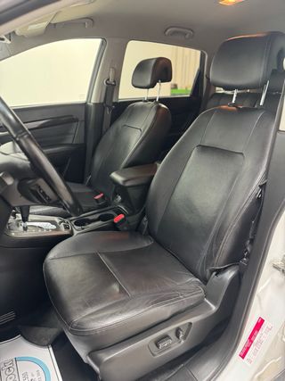 Chevrolet Captiva 10/2013 • 7 PLA • AUTOMATIC •4X4