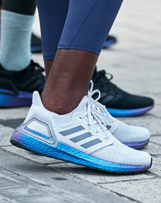 Zapatillas Deportivas Adidas Ultraboost 20 Space.