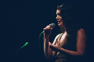 Clases de canto e interpretación