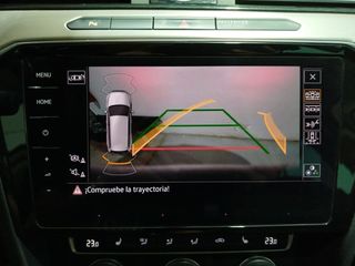 Volkswagen Passat Sport BMT