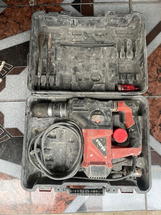 Martillo Electroneumático STYER 1500W