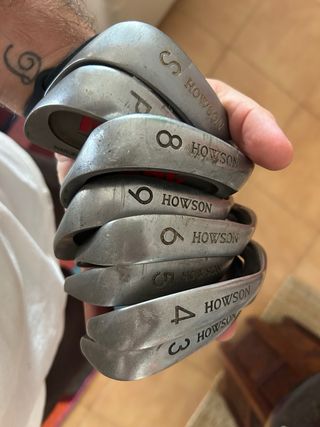 Conjunto de Golf com Saco Vermelho howson