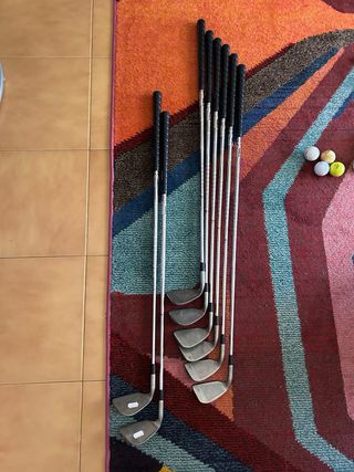 Conjunto de Golf com Saco Vermelho howson