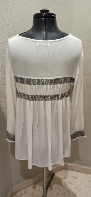 Blusa étnica con nido de abeja talla L