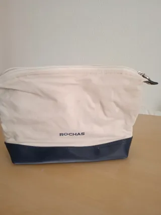 Neceser Eau de Rochas Beige y Azul